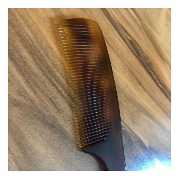 1960’s Vintage French Fine Tooth Salon Comb, Made
In Paris, Deadstock Hair Comb - Picture 3 of 4